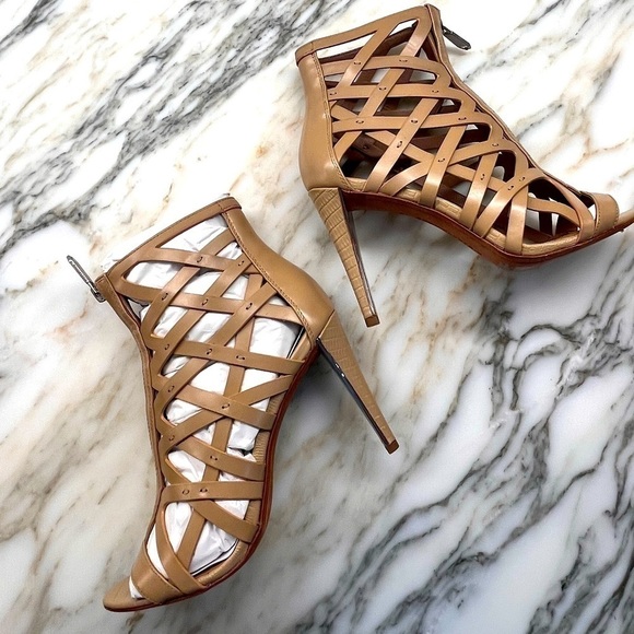 NEW! BCBGMaxAzria Eleni Caged Sandals Women's Shoes Khaki Size 8 - Picture 2 of 15